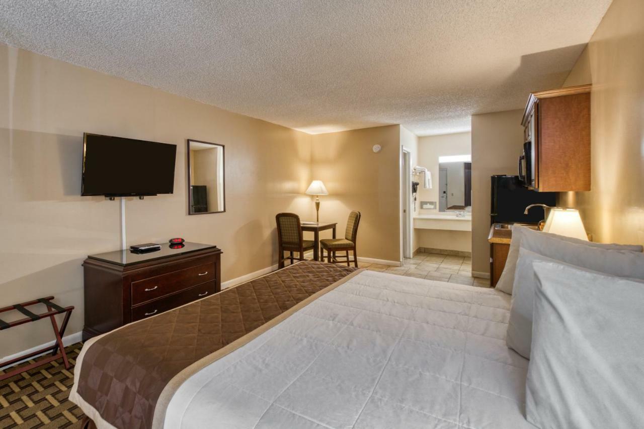 Palms Garden Inn Ellisville 외부 사진